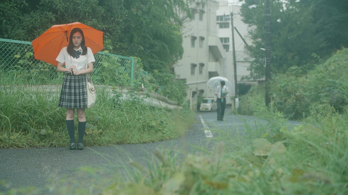 雨のまにまに
