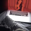 チャットガール　孤独な男がハマった女