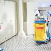女子の事件は大抵、トイレで起こるのだ。