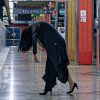 オクス駅お化け