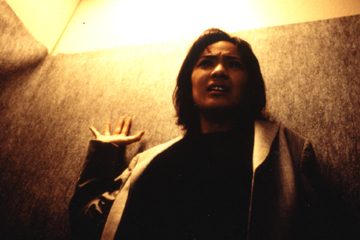 囁く怨霊