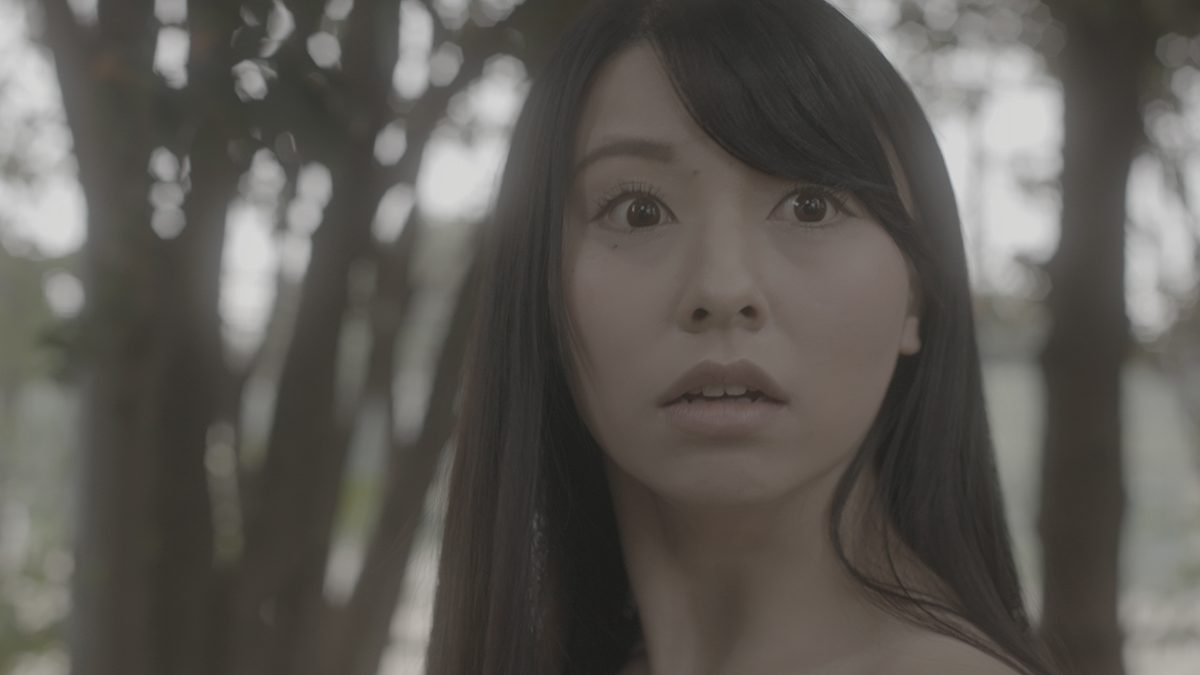 戦慄の果てに女は嗤う